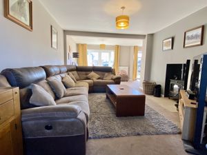 Lounge- click for photo gallery